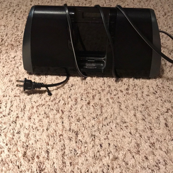 Speaker - Picture 1 of 2